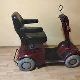 Scuter electric pentru persoane cu dizabilitati, folosit